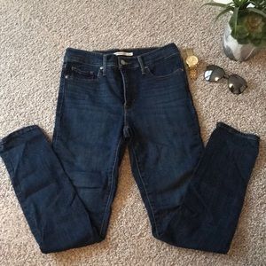 Levi’s 311 shaping skinny jeans